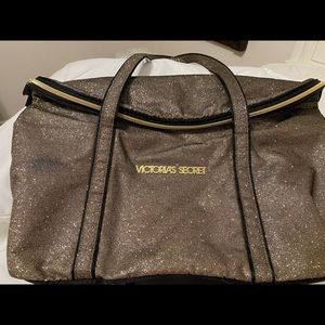 Beautiful Victoria’s Secret tote